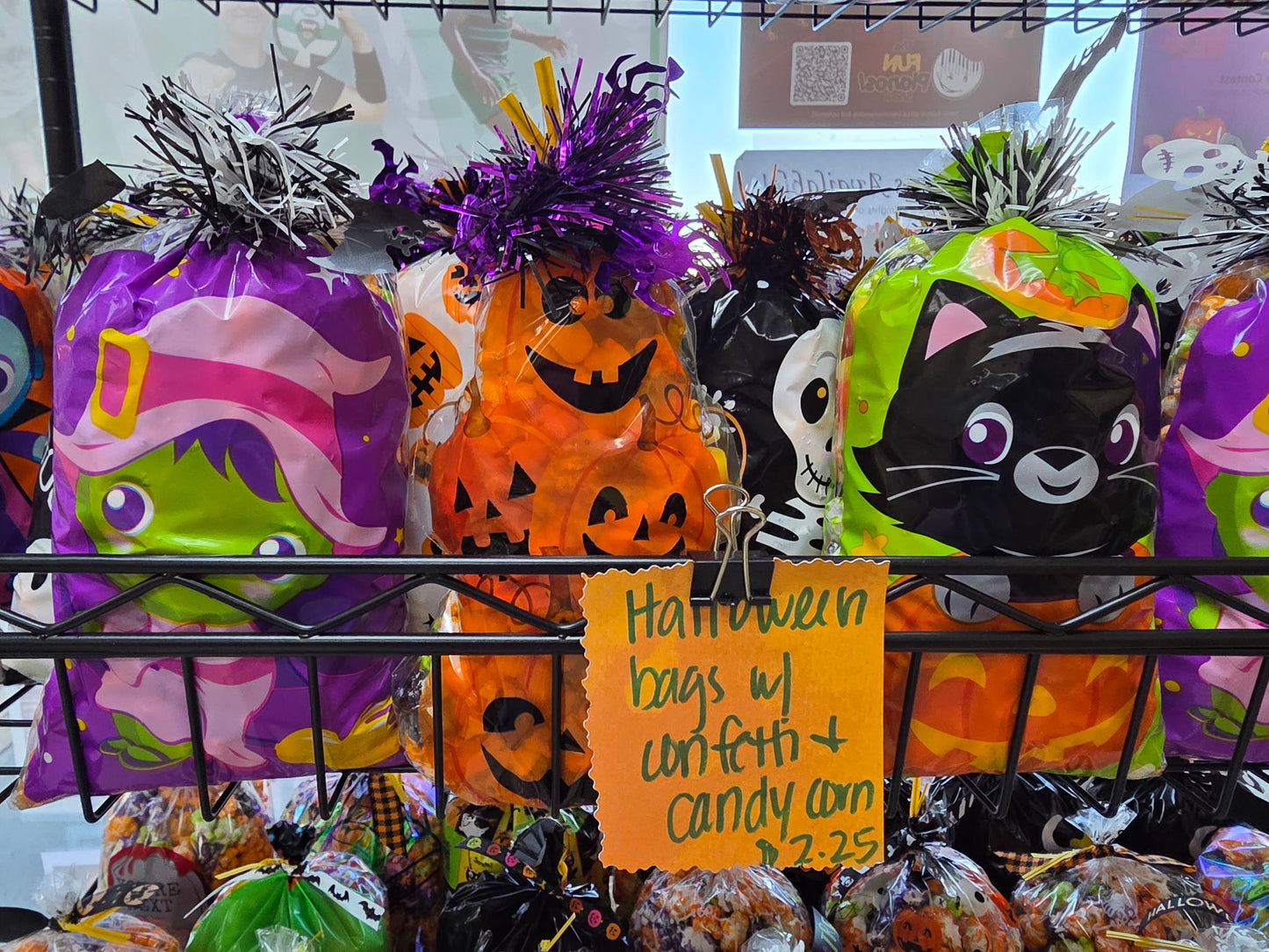 Holiday Bags w/ Confetti Popcorn